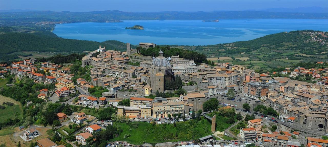 Alloggio Turistico Centro Storico Malatesta Montefiascone Exterior photo